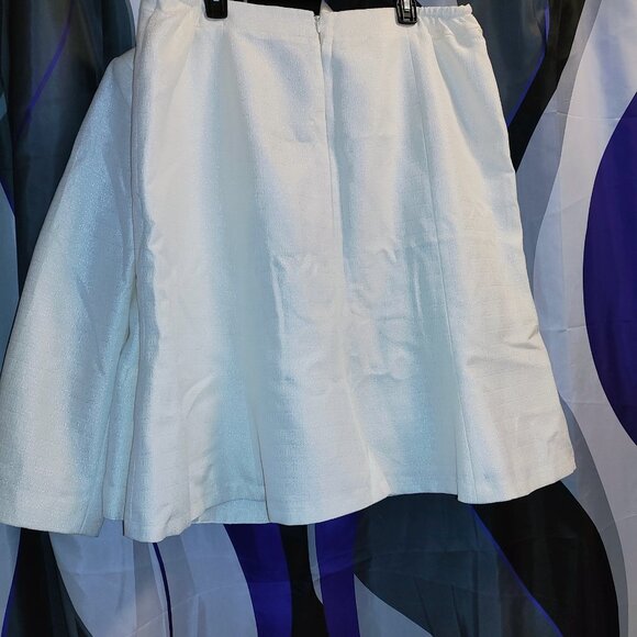 CHURCH FLOW!! 2-piece cream skirt suit with pearl & rhinestone buttons, size18W - Picture 8 of 8